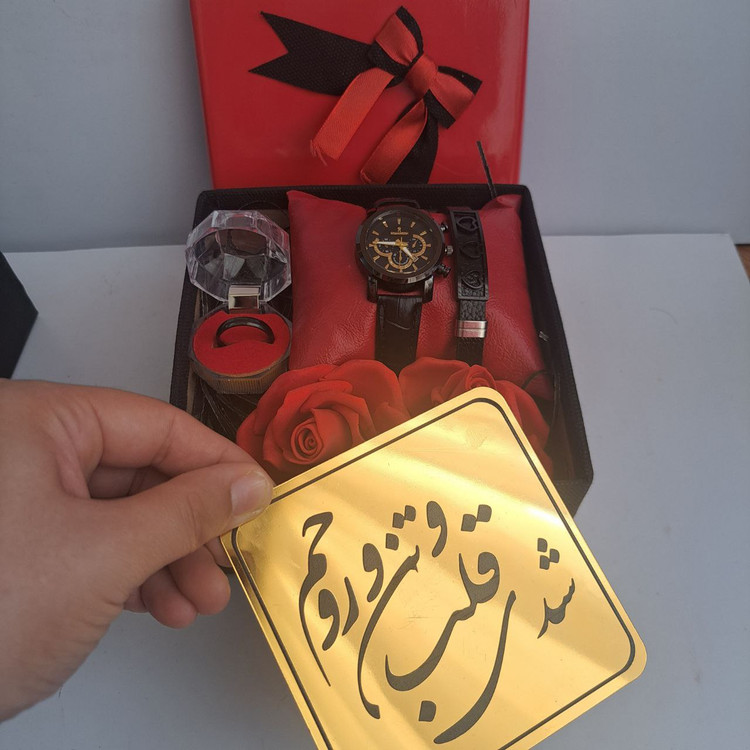 باکس ارزان هدیه زنانه کادوی دخترانه ساعت اسپرت مشکی دستبند ست و حلقه استیل کادو تولد ولنتاین باکس اقتصادی قسطی