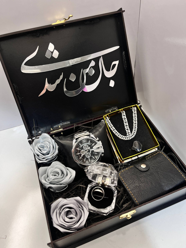 باکس هدیه مشکی مردانه کادوی شیک آقایان ساعت دیزل شاخدار طرح اصلی ست گردنبند استیل هدیه تولد مردانه