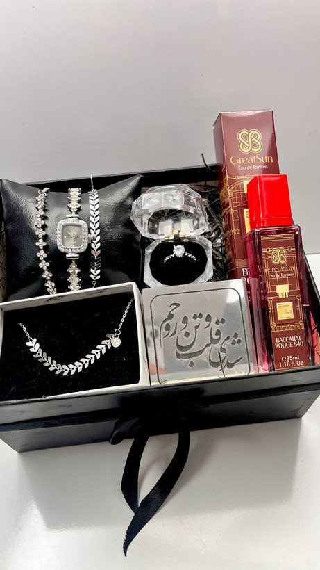 باکس هدیه زنانه باکس اکسسوری طرح جواهر باکس شیک و جذاب