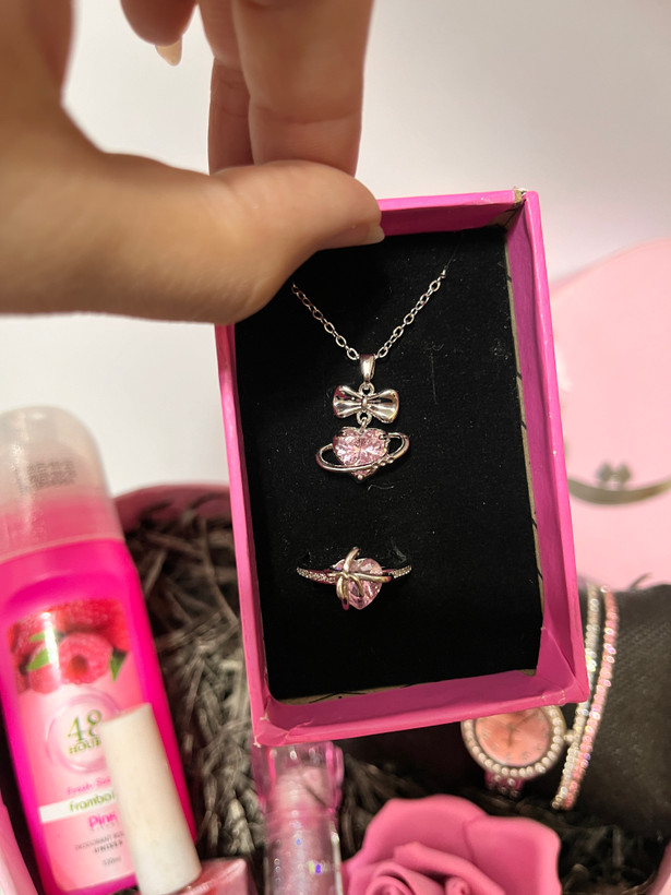 باکس قلبی دخترانه صورتی اکسسوری متن دوستت دارم باکس زنانه